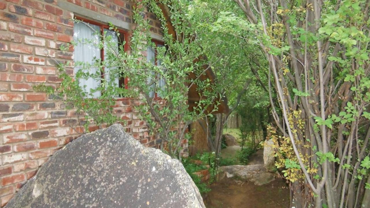 Otters' Haunt Eco Retreat Guest House Parys Exterior photo